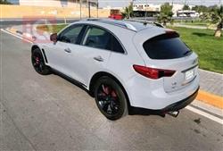 إنفينيتي QX70